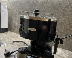 Kávovar Delonghi