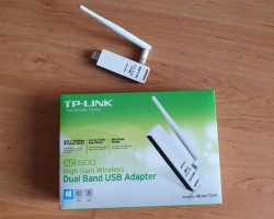 USB wifi připojení - b/g/n/ac, 2,4/5GHz