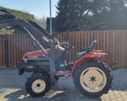 Yanmar F 175- traktor s čelním nakladače